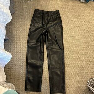 Aritzia Melina Pant - Size 6 - Black Leather